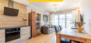 Nowoczesny apartamentowiec w centrum miasta