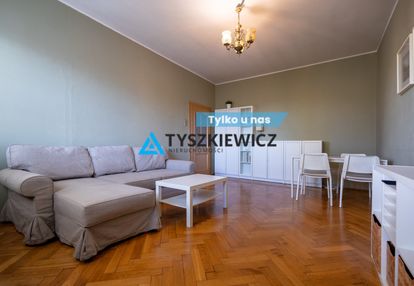 Dwupokojowe mieszkanie w super lokalizacji.