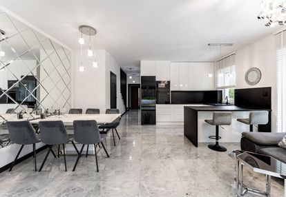 Luksusowy dom w otulinie lasu