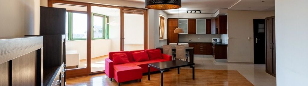 Świetna lokalizacja, ogrzewany ogród zimowy