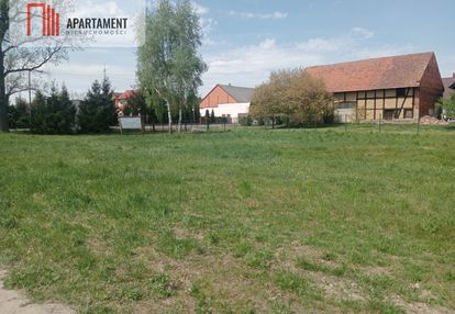 Działka budowlana z gotowym projektem na budowę.