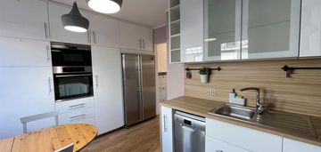 4-pokojowe, dwupoziomowe z garażem na 2 samochody