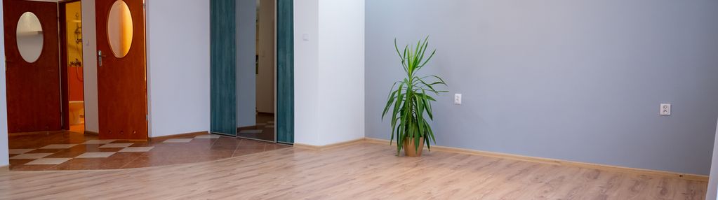 3 pokojowe mieszkanie o pow. 90 m² w kobyłce.