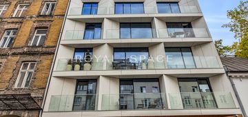 Nowoczesne studio z loggią przy emilii plater 15!