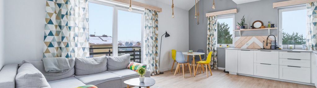 2-poziomowe, bezczynszowe, 2 miejsca parkingowe