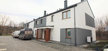 Ustawne ze strychem i ogrodem ok.100 m2