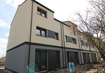 Duży szereg/cicha okolica/klucze latem