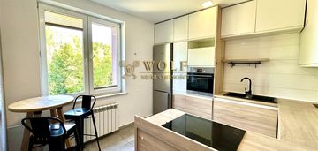 Komfortowe, gotowe do wprowadzenia, z balkonem