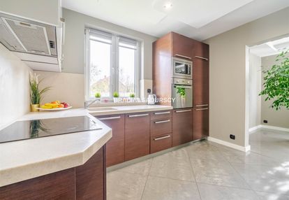 Dom jednorodzinny 138 m² – piękna działka 18 a