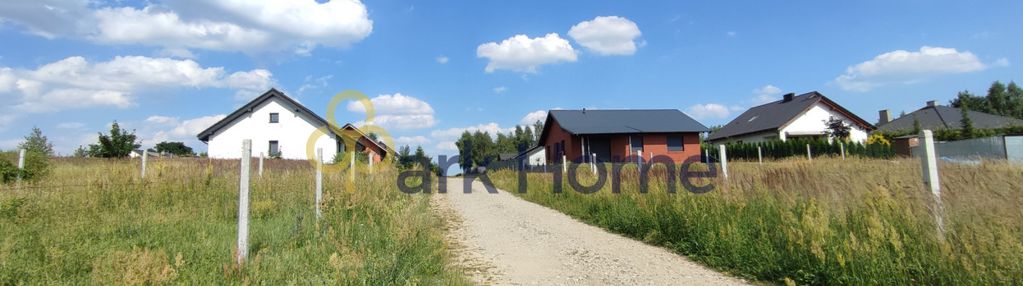 Piękna działka w zielonej okolicy, 701m2, luciny