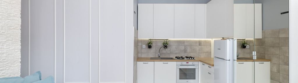 2 pokoje po generalnym remoncie, kamienica!