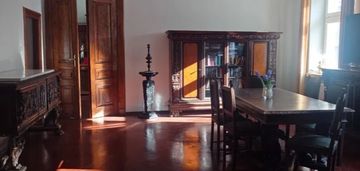 4-pokojowe mieszkanie na śródmieściu