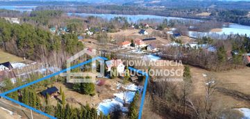 Kaszuby/duża działka/dwa domy/350 m od jeziora.