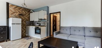 Klimatyczna kawalerka w centrum| ogrodowa