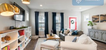 Słoneczne od południa,bardzo ustawne, blisko tramw