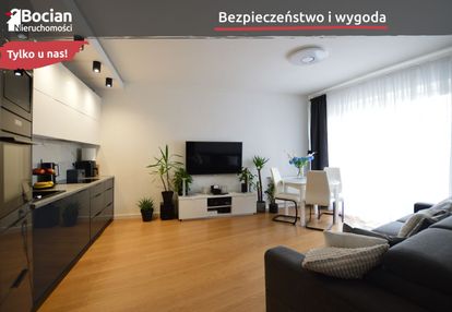 Funkcjonalne, duże mieszkanie z ogródkiem!