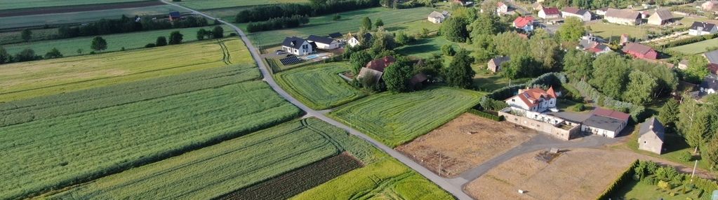 Duża działka w urokliwej okolicy