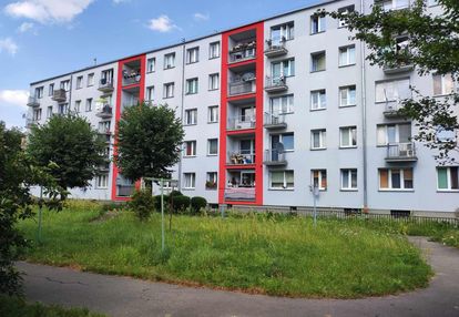 2 pokoje 44m2 loggia ii piętro, parking skarżysko