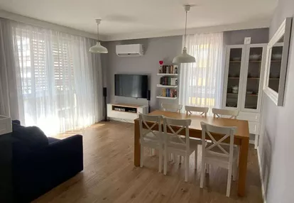 3 Pokojowy Apartament-winda, klimatyzacja, balkon