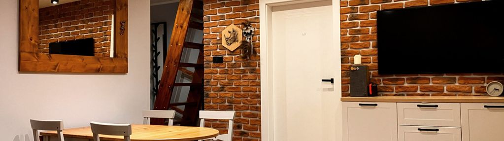 Nietuzinkowe mieszkanie w zadbanej kamienicy!