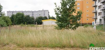 Działka budowlana mieszkaniowo - usługowa