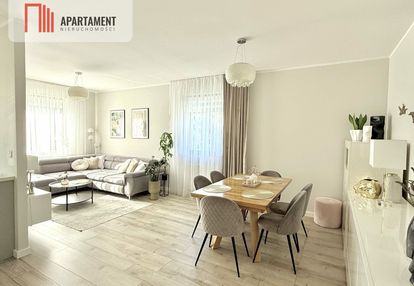 Nowoczesny apartament z dwoma balkonami oraz windą