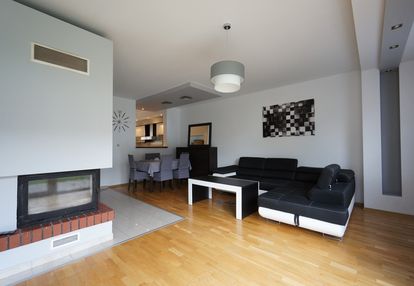 Dom 120 m2, 2 poziomy, ogródek, taras, garaż