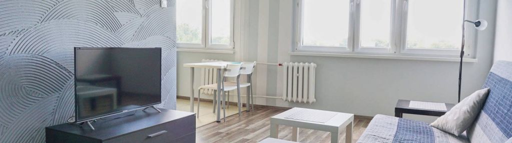 Przytulna kawalerka z widokiem na zieleń - krucza