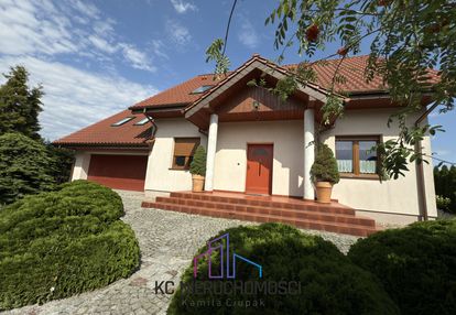 Dom w brzeziej łące z dużą działką 1500, garaż