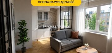 Na sprzedaż/ kawalerka z potencjałem/ 37m2