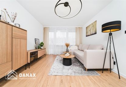 1 pokojowe, balkon z widokiem na panoramę miasta