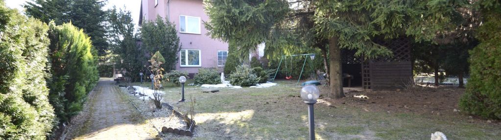 Dom/8 pokoi/garaż/2 mieszkania/działka 705m2