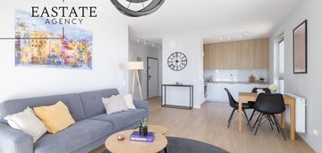 Stylowy lokal z  balkonem i miejscem parkingowym