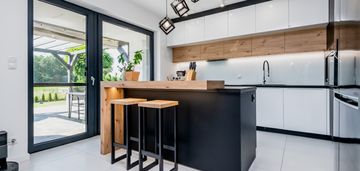 Podleńce* 4 sypialnie * garaż na 2 auta * 2020r.