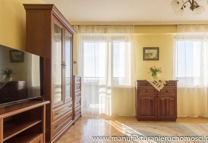 2 pokoje - dwustronne- - balkon