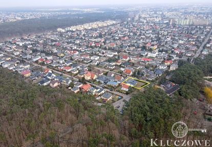 Parterowy dom w centrum miasta. ul. malinowa