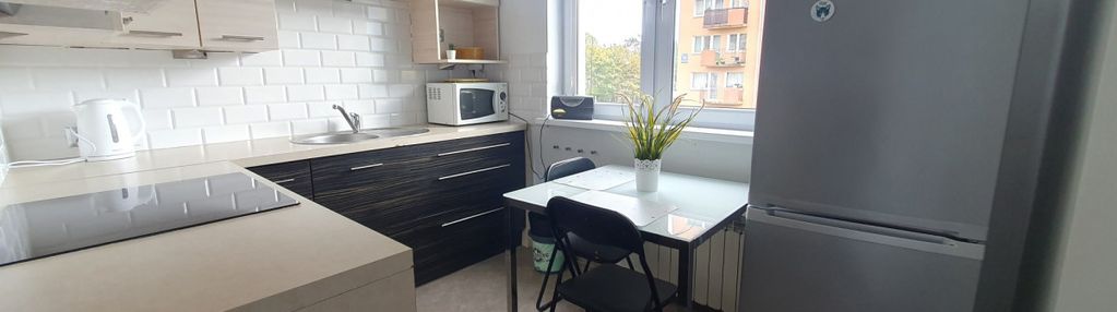 Piętro domu w gdyni -2 pokoje, bezczynszowe