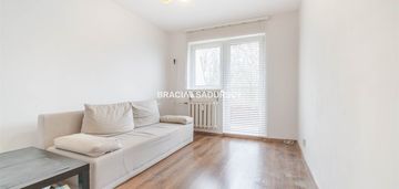 3 pokojowe os kazimierzowskie.