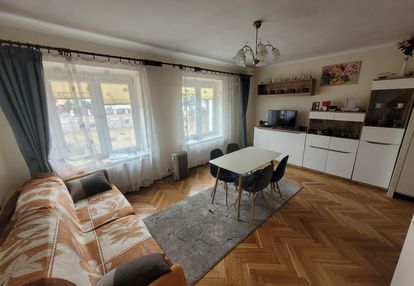 2 pokoje 53m2 na parterze + garaż murowany