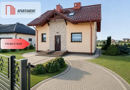 Zadbany dom wolnostojący z dużym ogrodem!