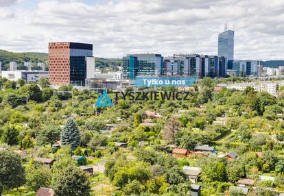 Dwustronne 3 pokoje na zaspie z widokiem na oliwę