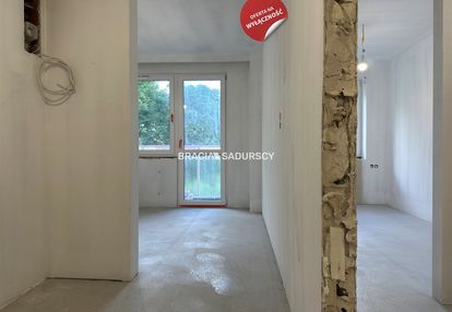 35m2 2 pokoje balkon mistrzejowice!