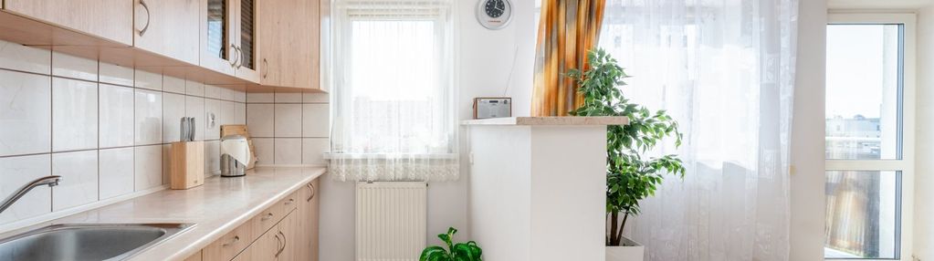 Prądnik czerwony - 3 pokoje - 2 łazienki - 77m2