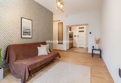 Lokal użytkowy, 25 m2, ułanów