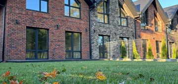 Kameralne osiedle domów z ogrodem