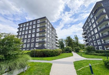 2-pokojowe mieszkanie z 2ma garażami. quo vadis 1a