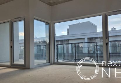 Przestronne 3 pokoje z tarasem w lesznowoli