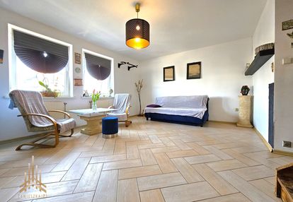 Dwupoziomowe w markach na granicy z targówkiem