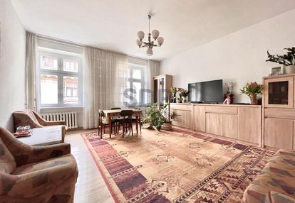 Mieszkanie 3-pokojowe | na wrocławskim rynku