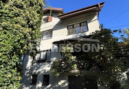 Duży dla rodziny dla firmy